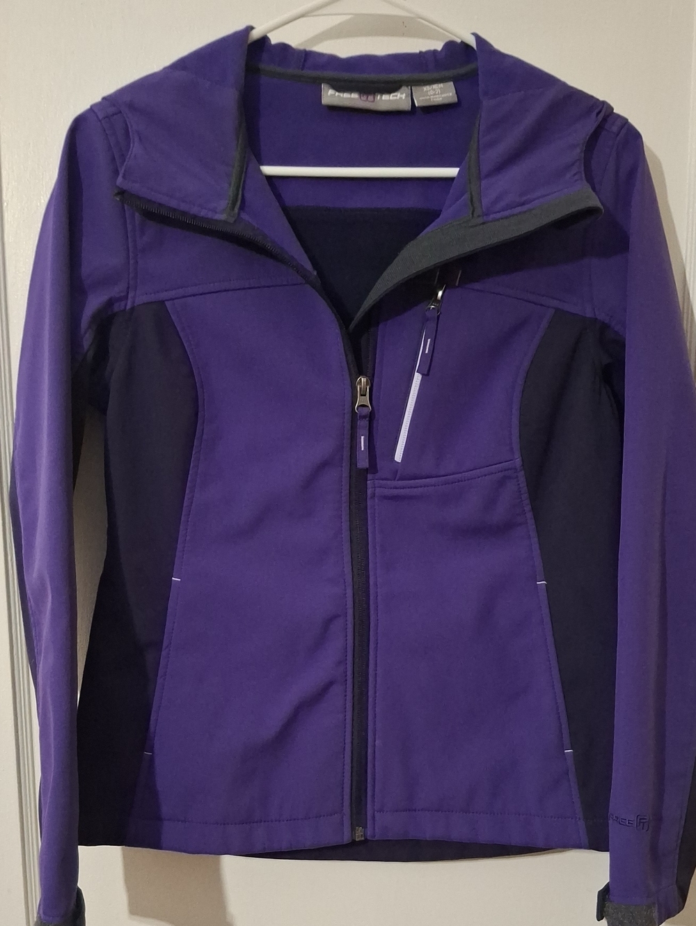 Free Tech Women's Purple Performance Softshell Jacket